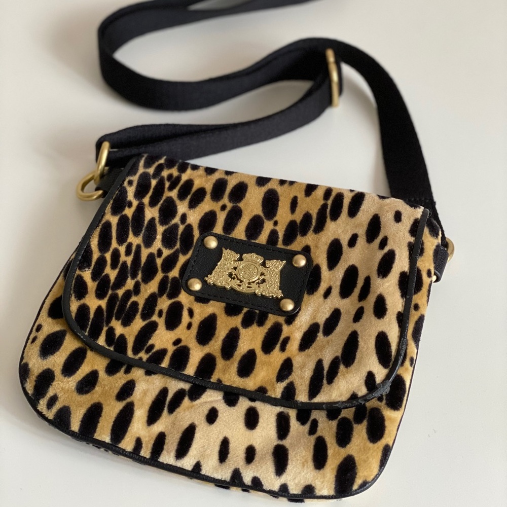 Juicy Couture Crossbody